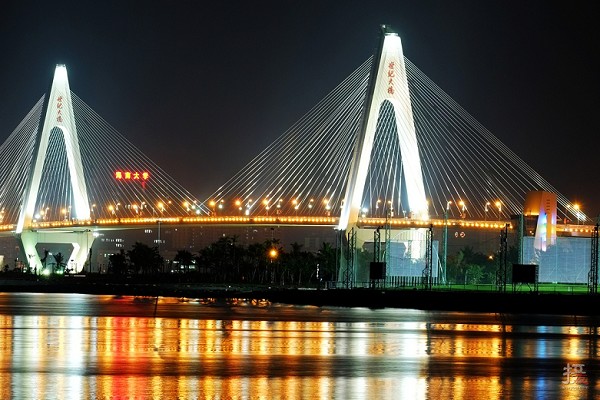 海口新埠島國際游艇會→世紀(jì)大橋 海口新埠島國際游艇會→世紀(jì)大橋